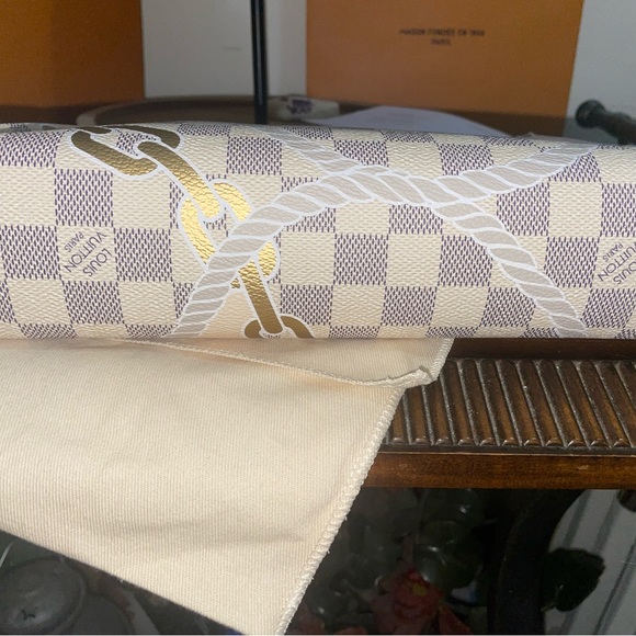 Louis Vuitton Toilet Damier Azur Bag - Picture 9 of 10